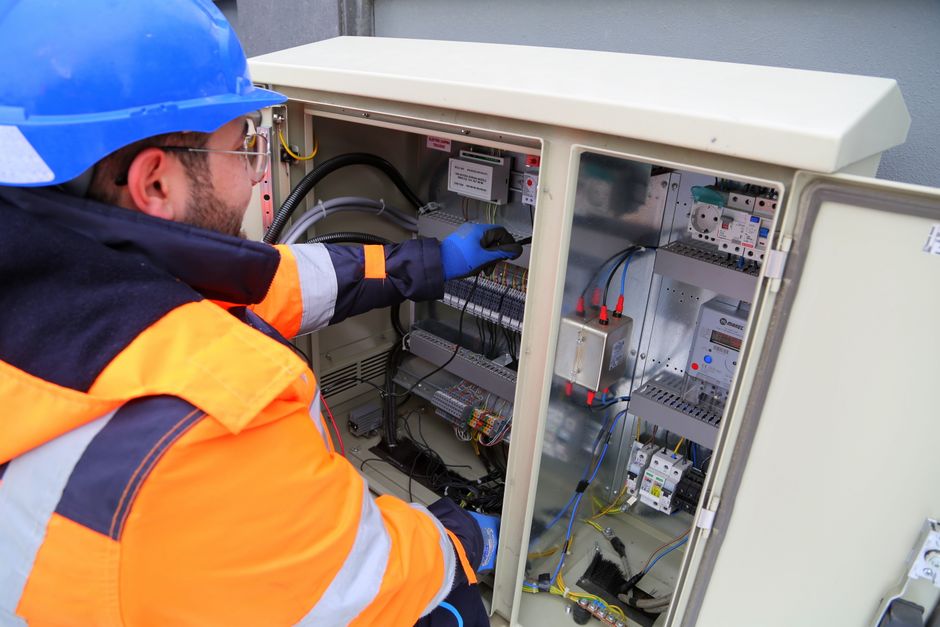 Eletricista: Instalador Predial e Residencial